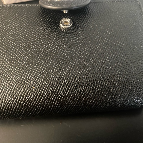 ❤️Beautiful Coach Cross Grain Leather Wallet❤️ - Picture 2 of 6